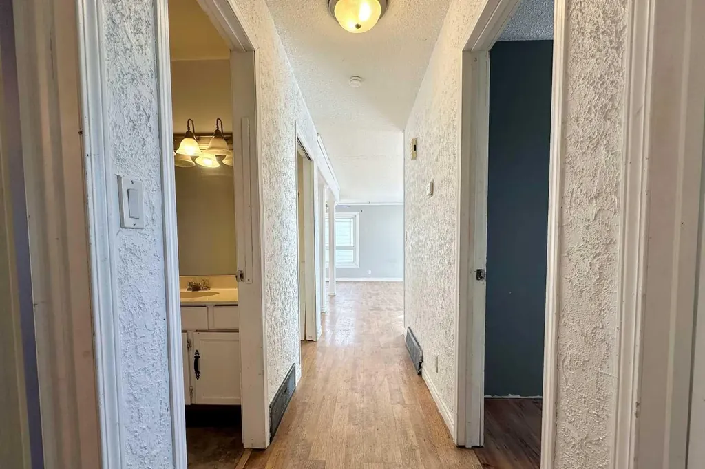 6 Hillside Avenue Swan Hills AB T0G 2C0