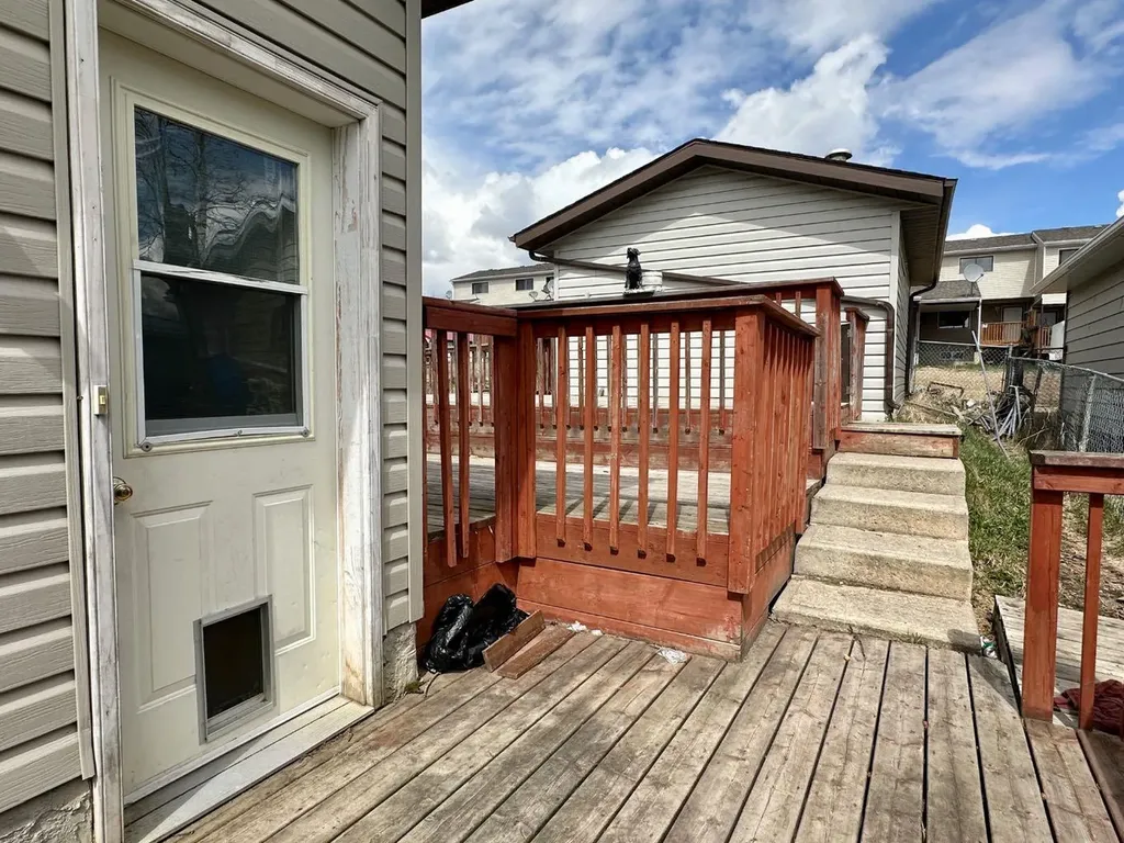 6 Hillside Avenue Swan Hills AB T0G 2C0