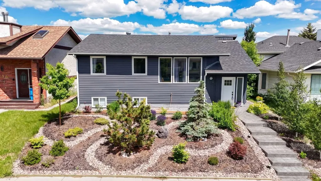 1312 10 Avenue SE High River AB T1V 1L4
