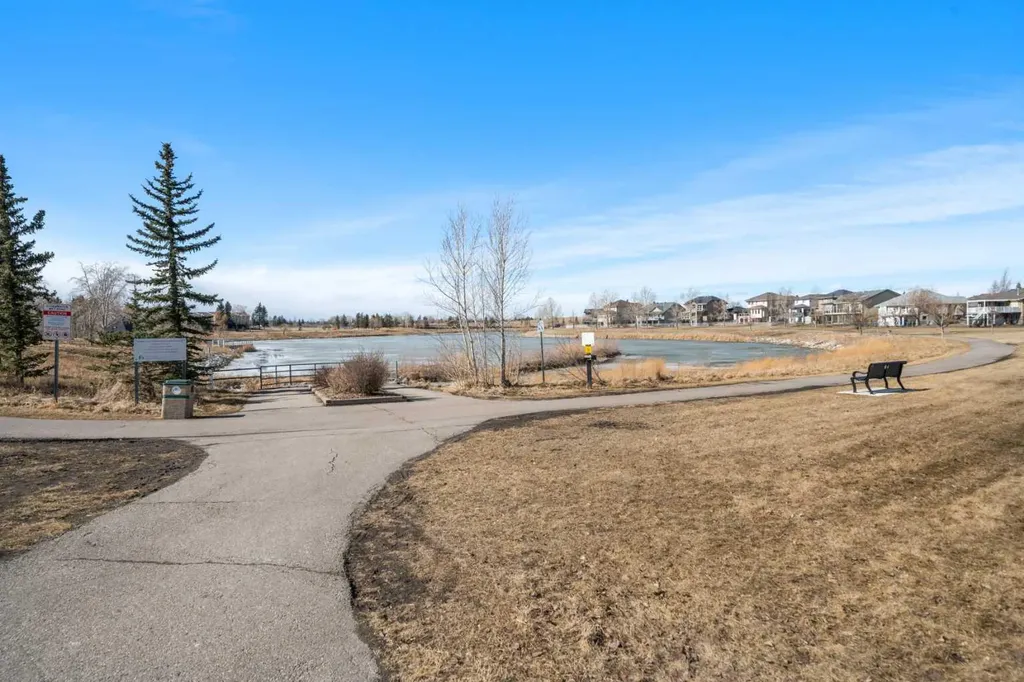 1312 10 Avenue SE High River AB T1V 1L4