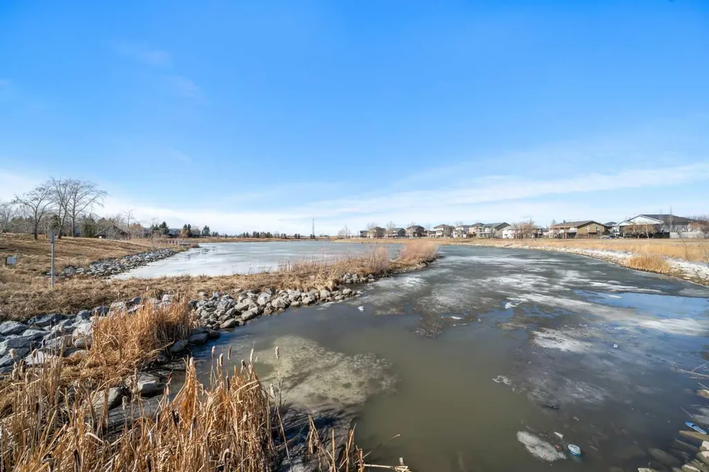 1312 10 Avenue SE High River AB T1V 1L4