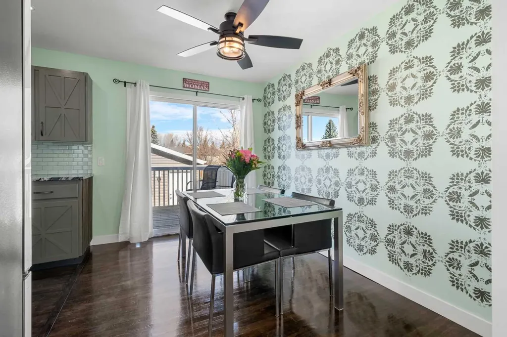 1312 10 Avenue SE High River AB T1V 1L4