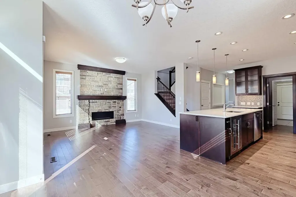 107 Nolancrest Rise NW Calgary AB T3R 0T2