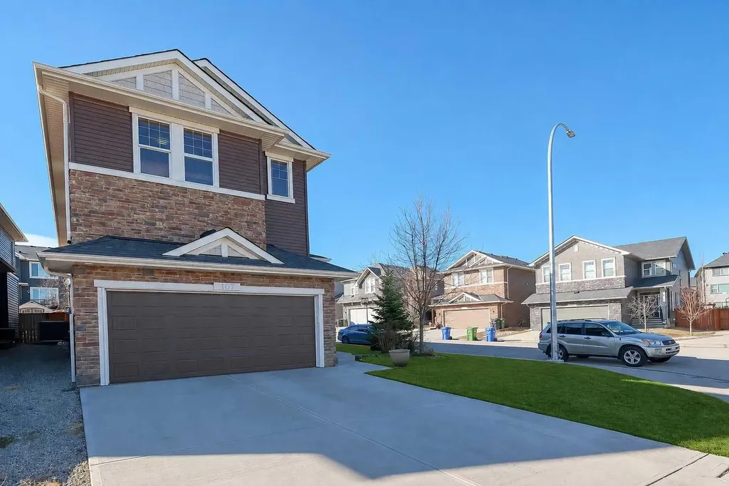107 Nolancrest Rise NW Calgary AB T3R 0T2