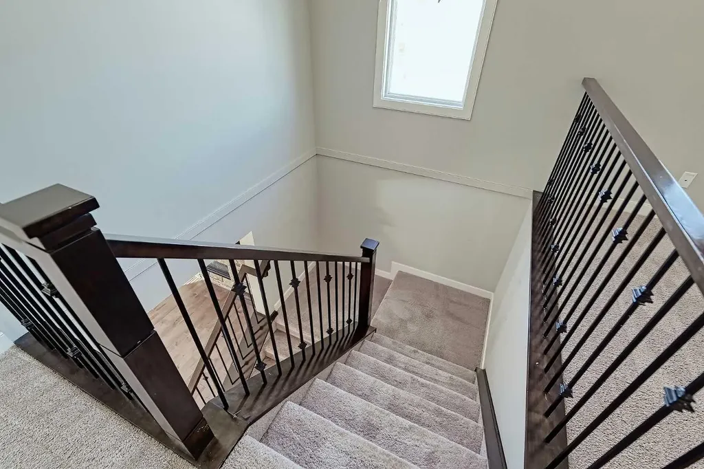 107 Nolancrest Rise NW Calgary AB T3R 0T2