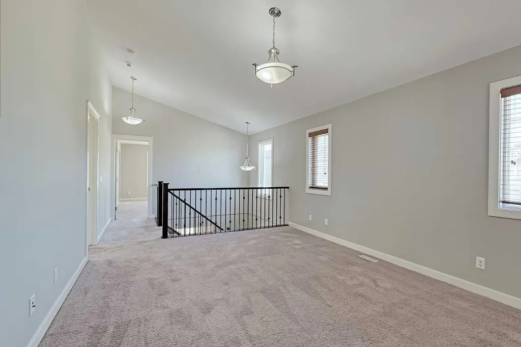 107 Nolancrest Rise NW Calgary AB T3R 0T2