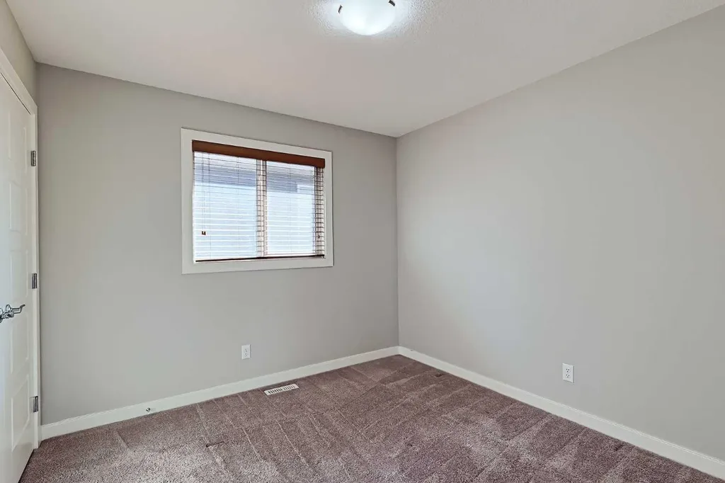 107 Nolancrest Rise NW Calgary AB T3R 0T2