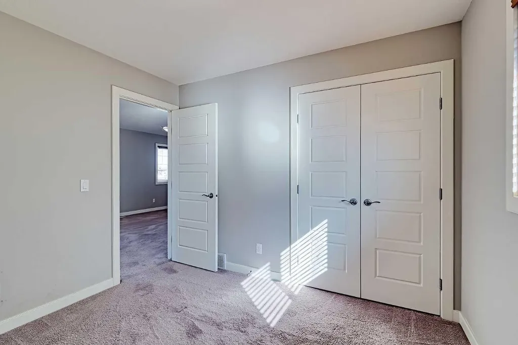 107 Nolancrest Rise NW Calgary AB T3R 0T2