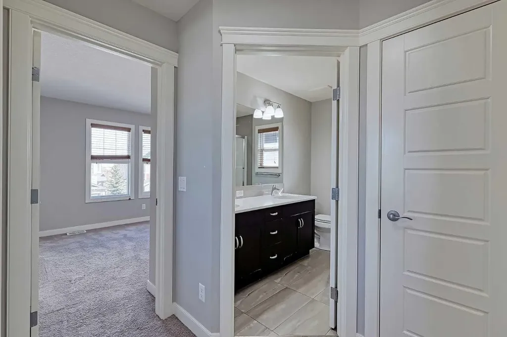107 Nolancrest Rise NW Calgary AB T3R 0T2