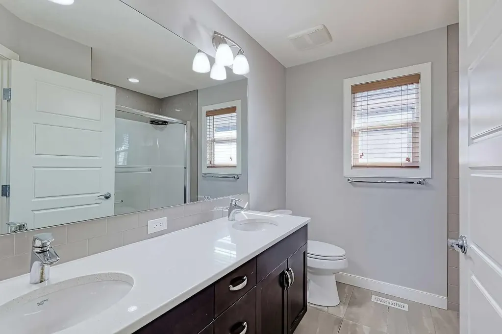 107 Nolancrest Rise NW Calgary AB T3R 0T2