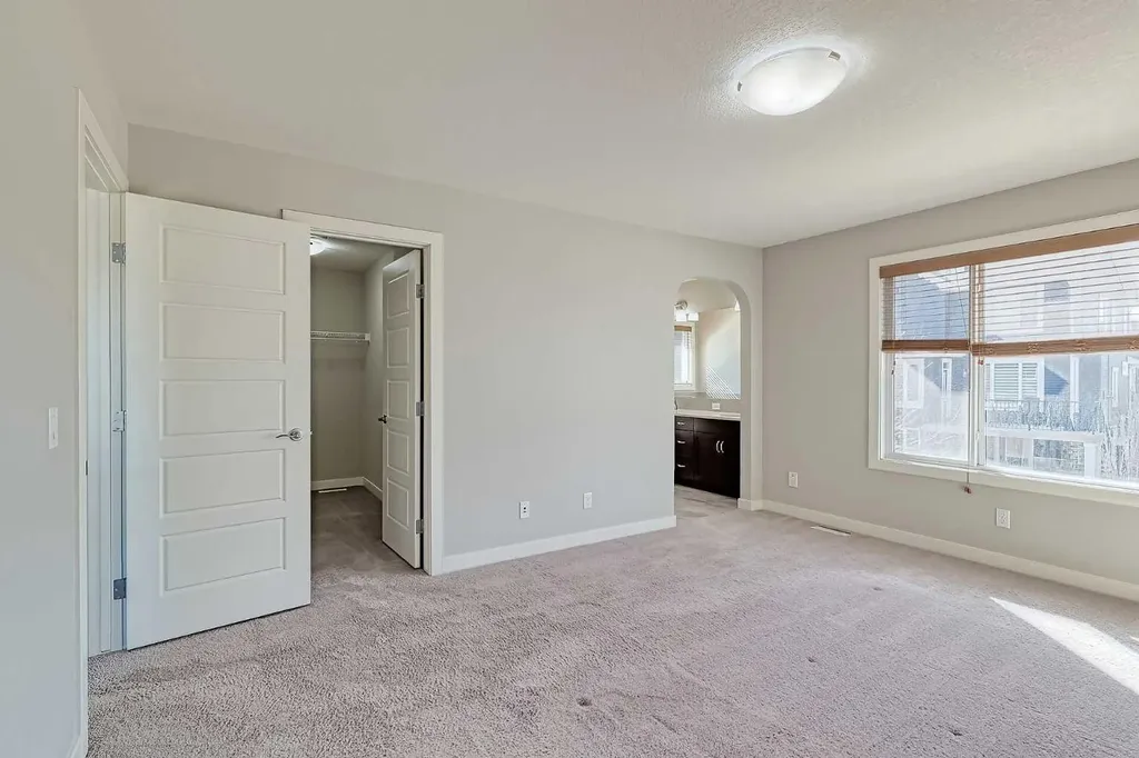 107 Nolancrest Rise NW Calgary AB T3R 0T2