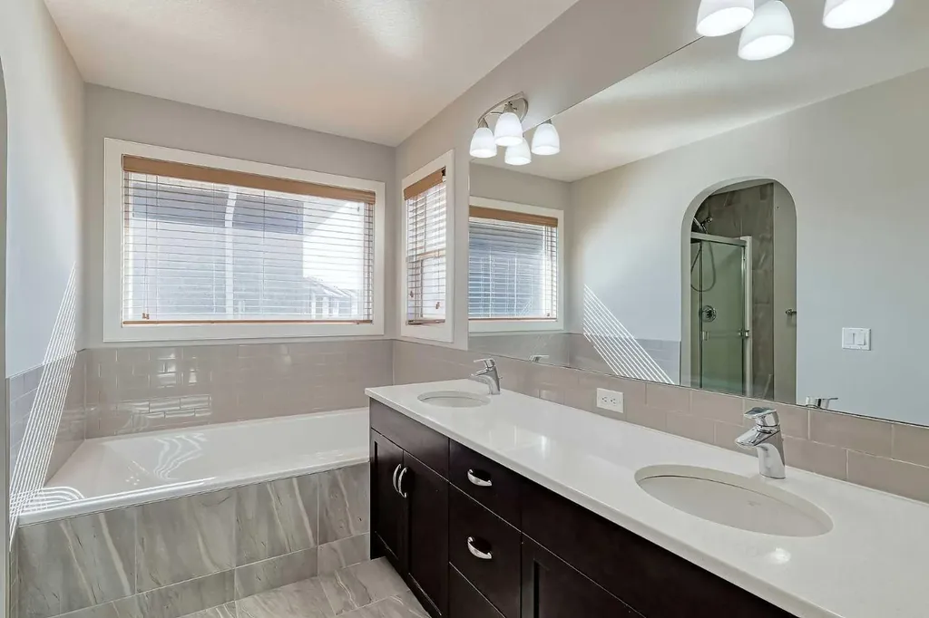 107 Nolancrest Rise NW Calgary AB T3R 0T2