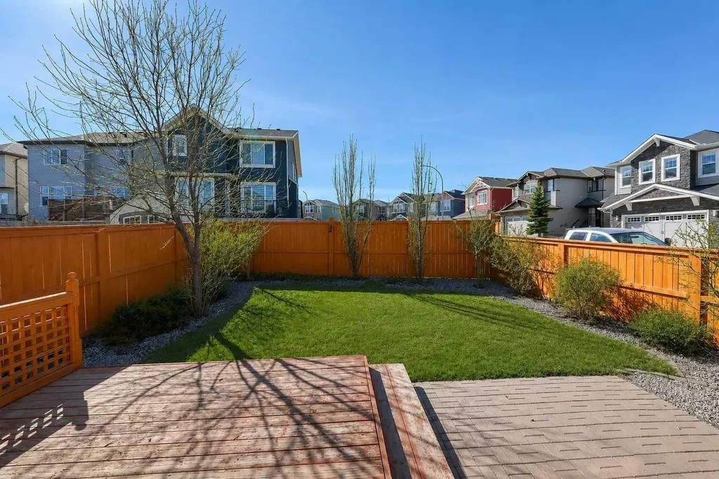 107 Nolancrest Rise NW Calgary AB T3R 0T2