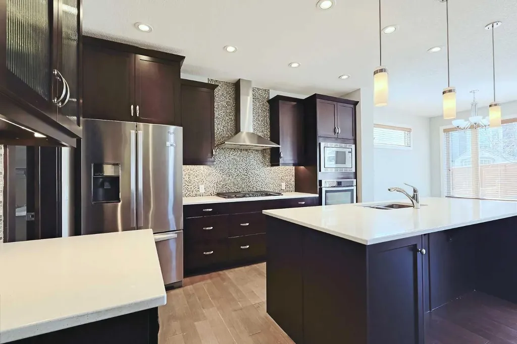 107 Nolancrest Rise NW Calgary AB T3R 0T2