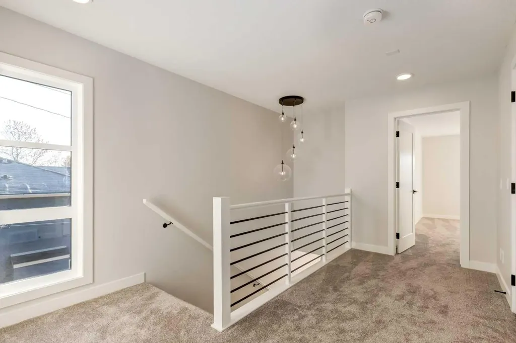 2516 21 Avenue SW Calgary AB T2T0P6