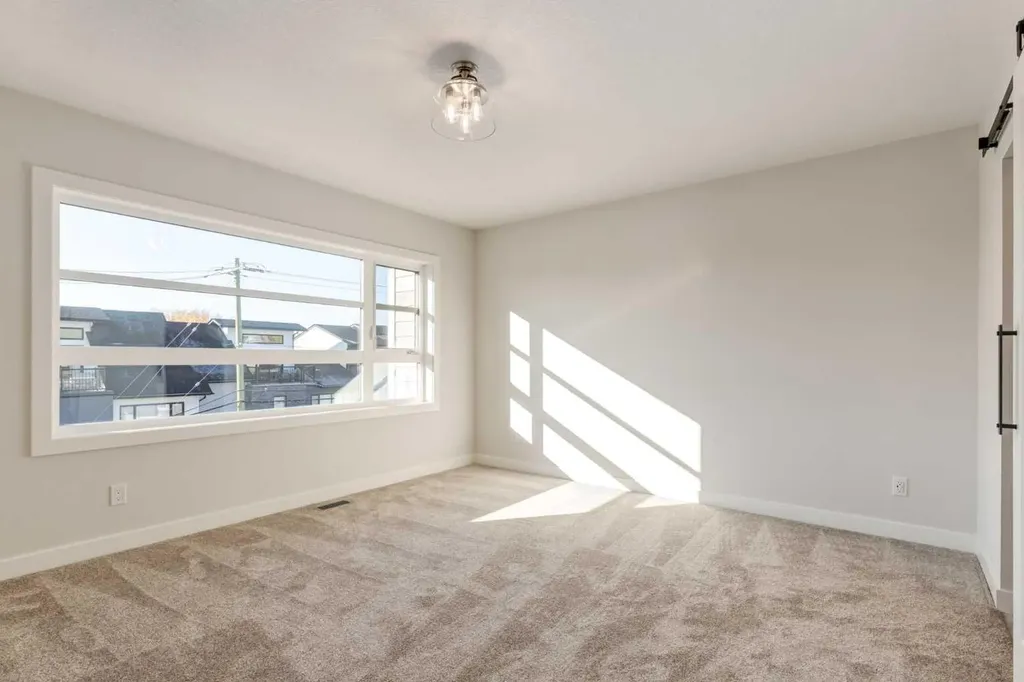 2516 21 Avenue SW Calgary AB T2T0P6