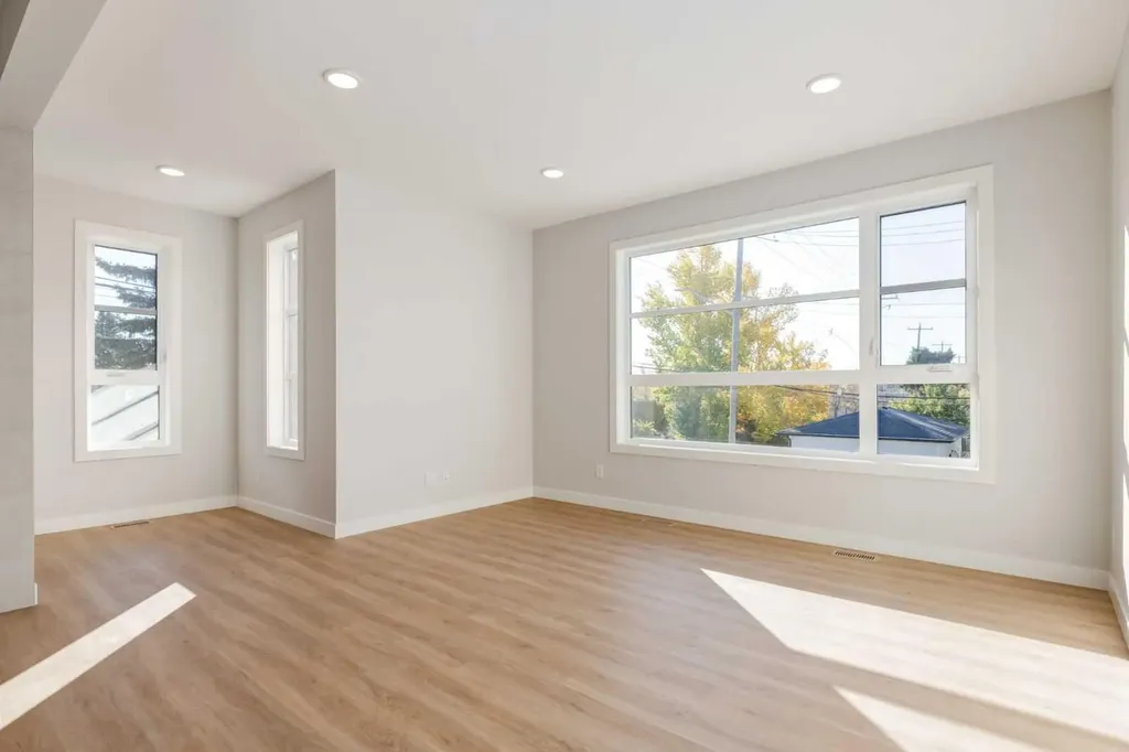 2516 21 Avenue SW Calgary AB T2T0P6