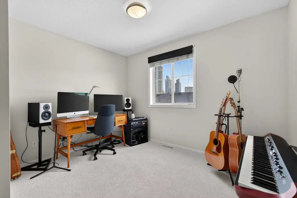 1608 12 Avenue SW Calgary AB T3C 0R2
