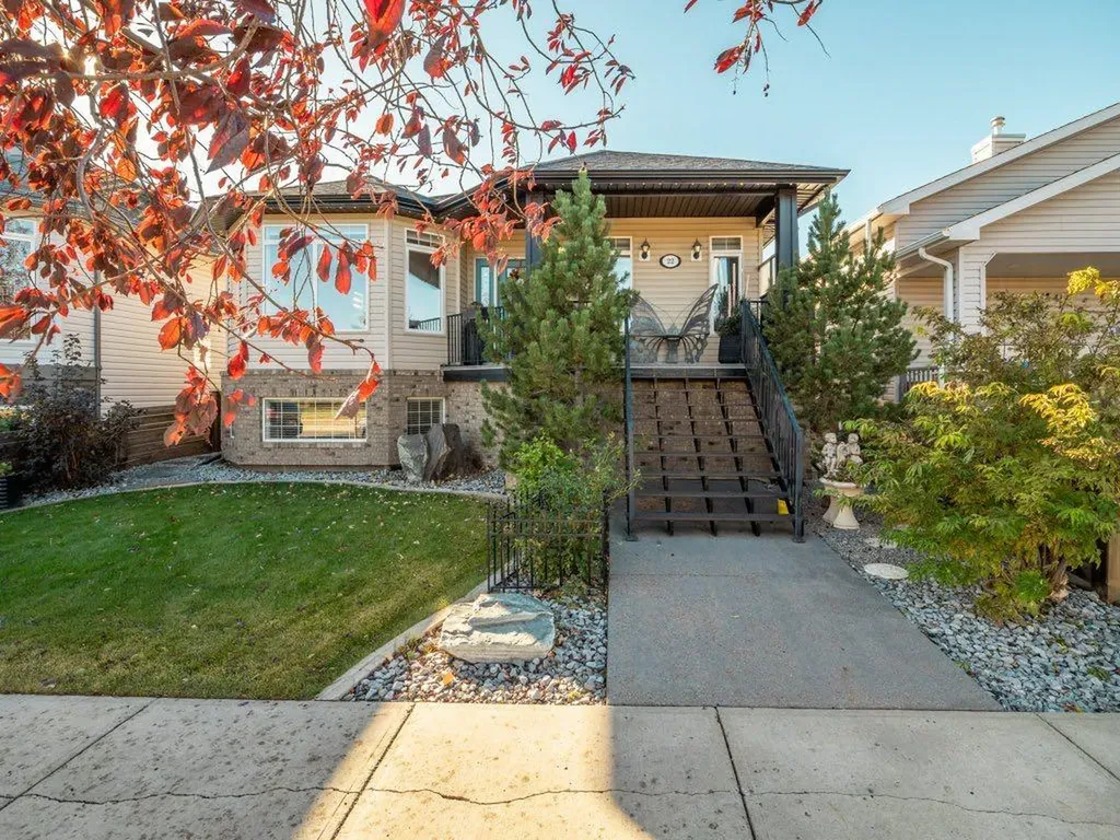 22 Riverstone Boulevard W Lethbridge AB T1K 7X3