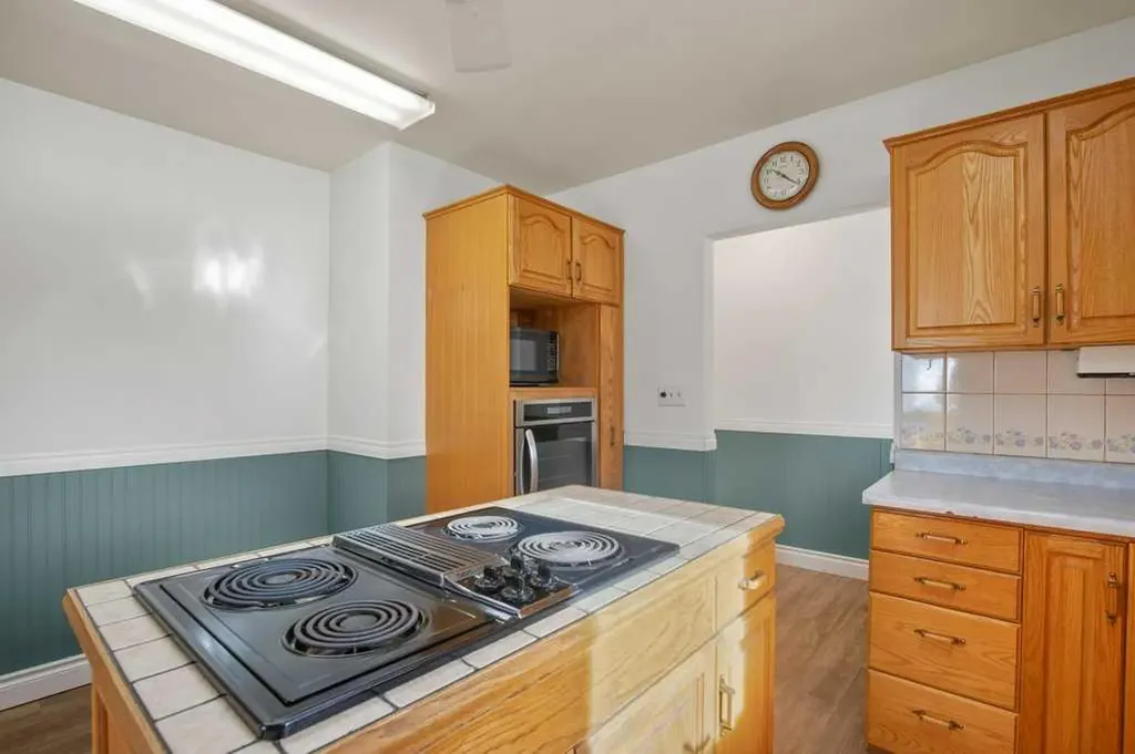 31 Jarvis Bay Drive Jarvis Bay AB T4S 1R9