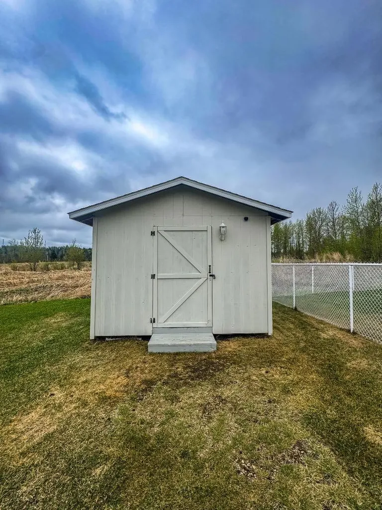 25 Keystone Place Whitecourt AB T7S0B2