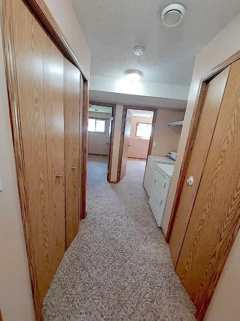 3807 52 Street Wetaskiwin AB T9A 1M5