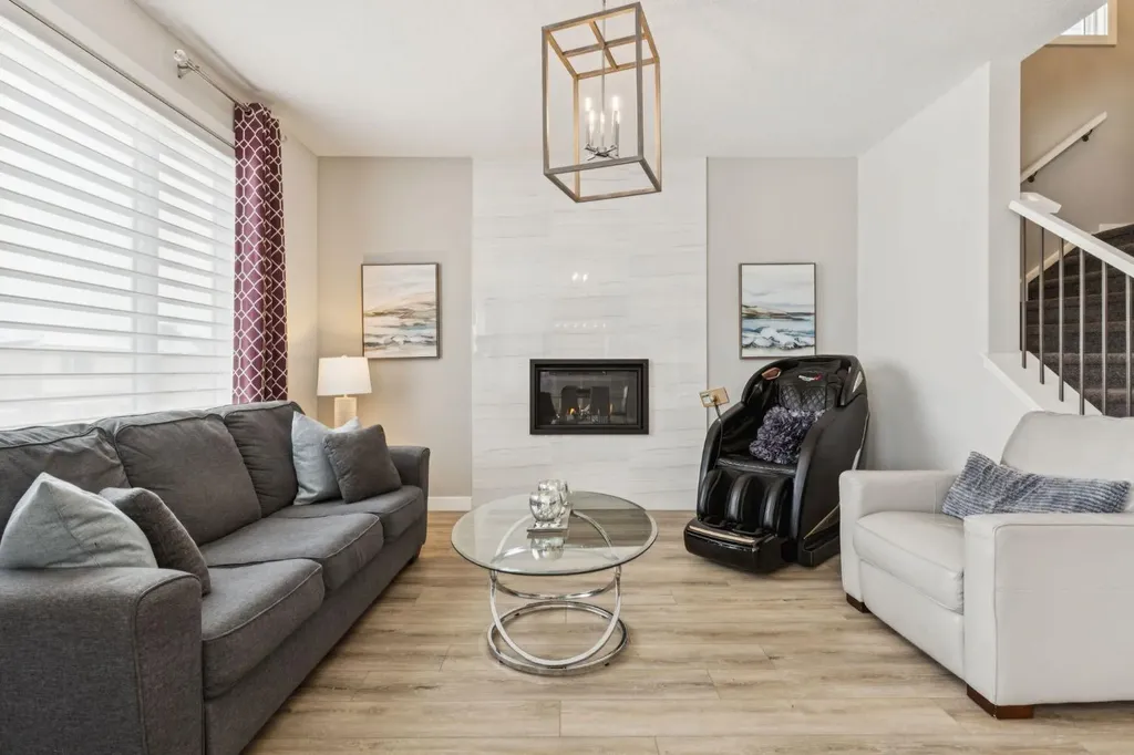 415 Rivercrest Boulevard Cochrane AB T4C 2V1