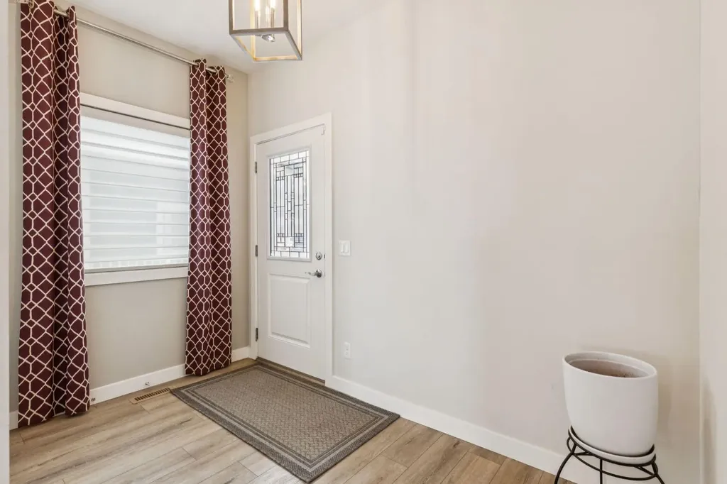 415 Rivercrest Boulevard Cochrane AB T4C 2V1