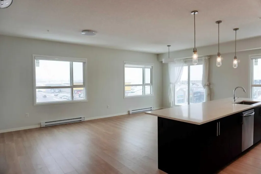 80 Carrington Plaza NW Calgary AB T3P 1X6