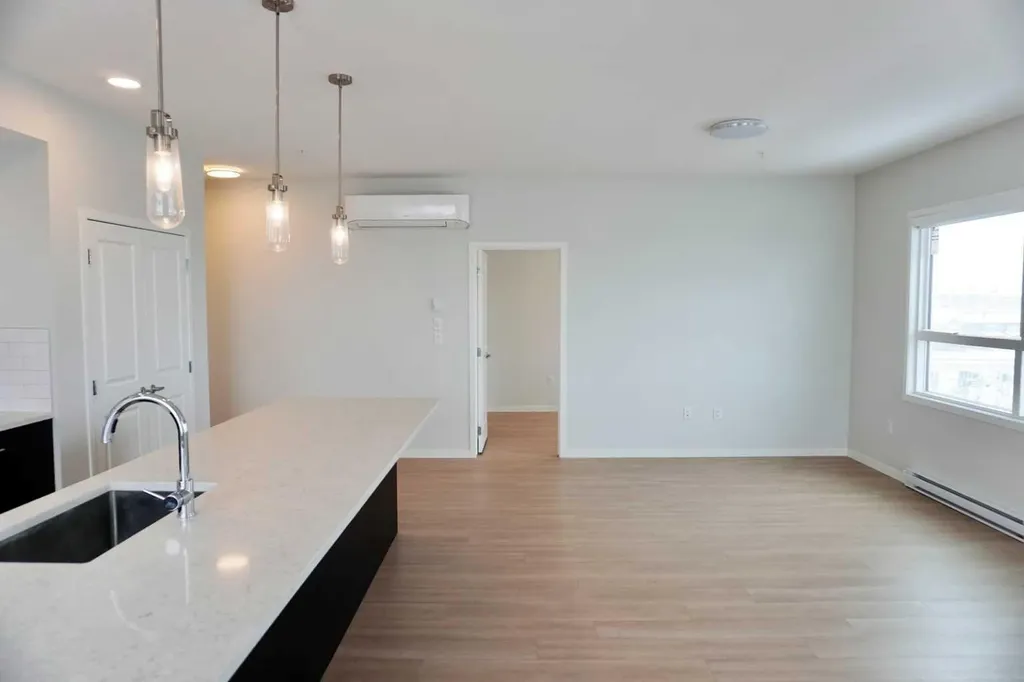 80 Carrington Plaza NW Calgary AB T3P 1X6