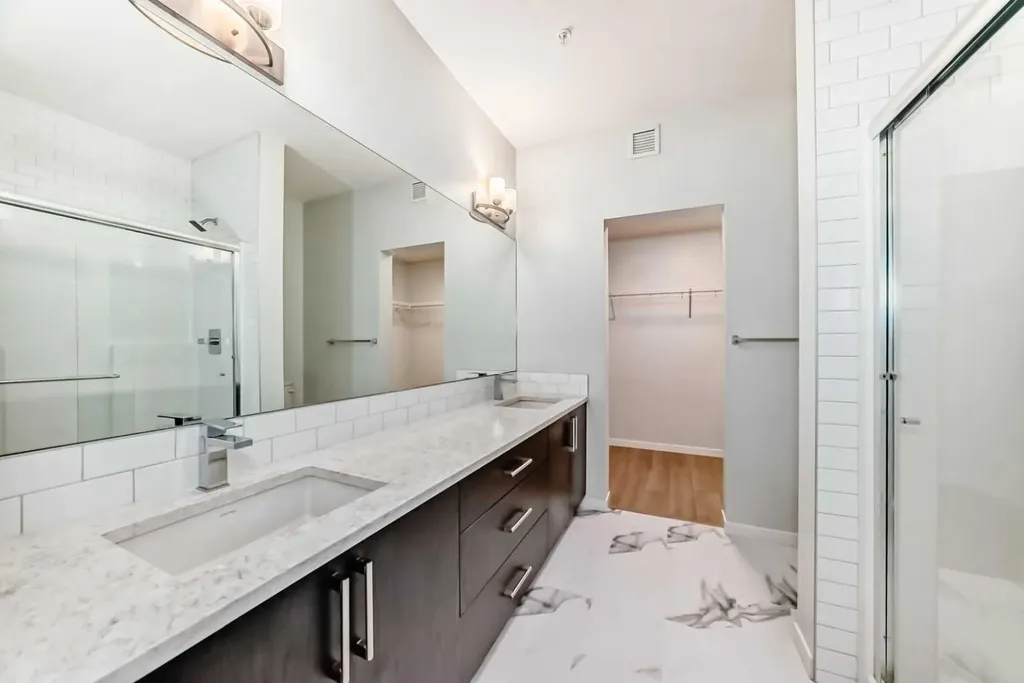 80 Carrington Plaza NW Calgary AB T3P 1X6