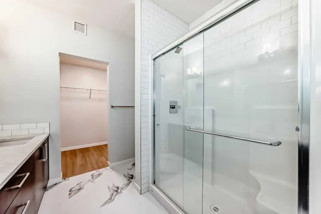 80 Carrington Plaza NW Calgary AB T3P 1X6
