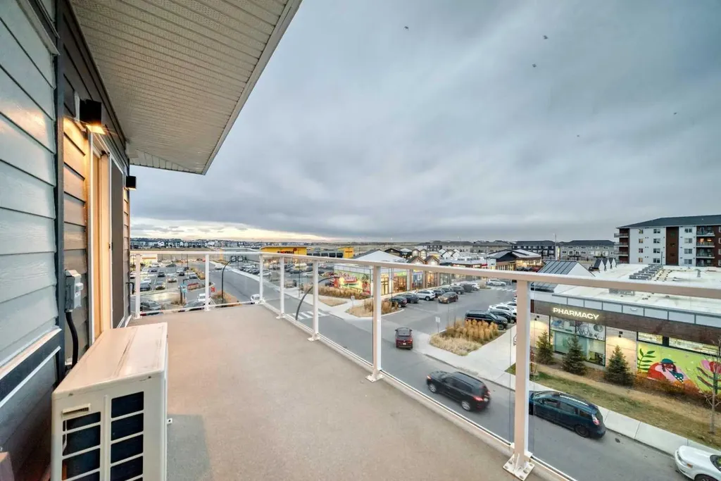80 Carrington Plaza NW Calgary AB T3P 1X6