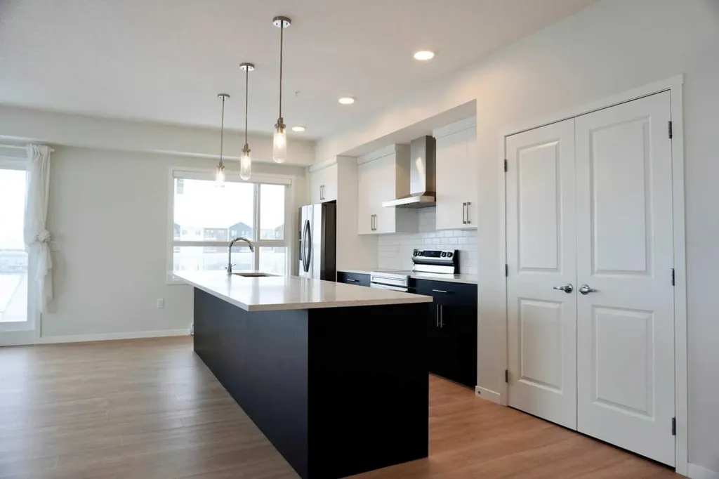 80 Carrington Plaza NW Calgary AB T3P 1X6
