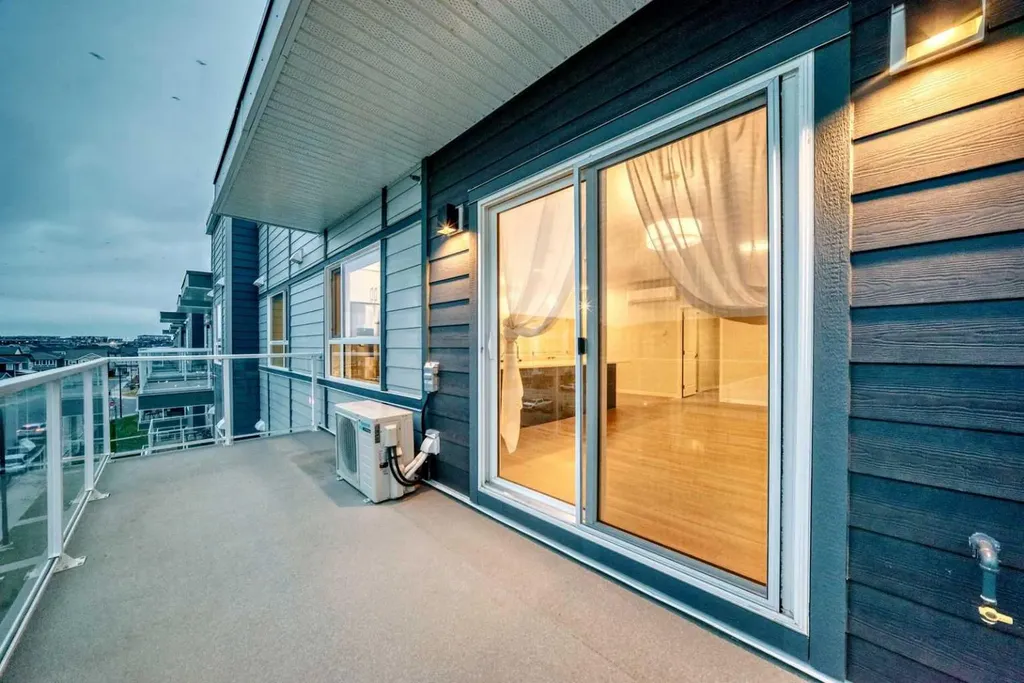 80 Carrington Plaza NW Calgary AB T3P 1X6
