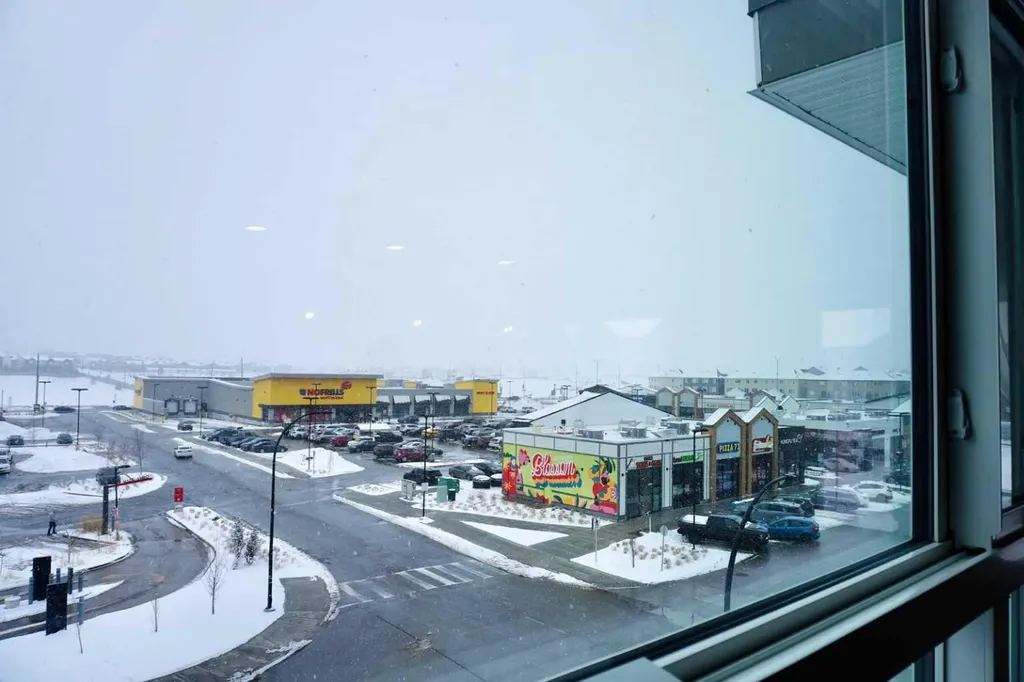 80 Carrington Plaza NW Calgary AB T3P 1X6