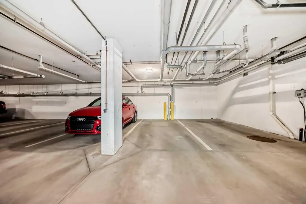 80 Carrington Plaza NW Calgary AB T3P 1X6