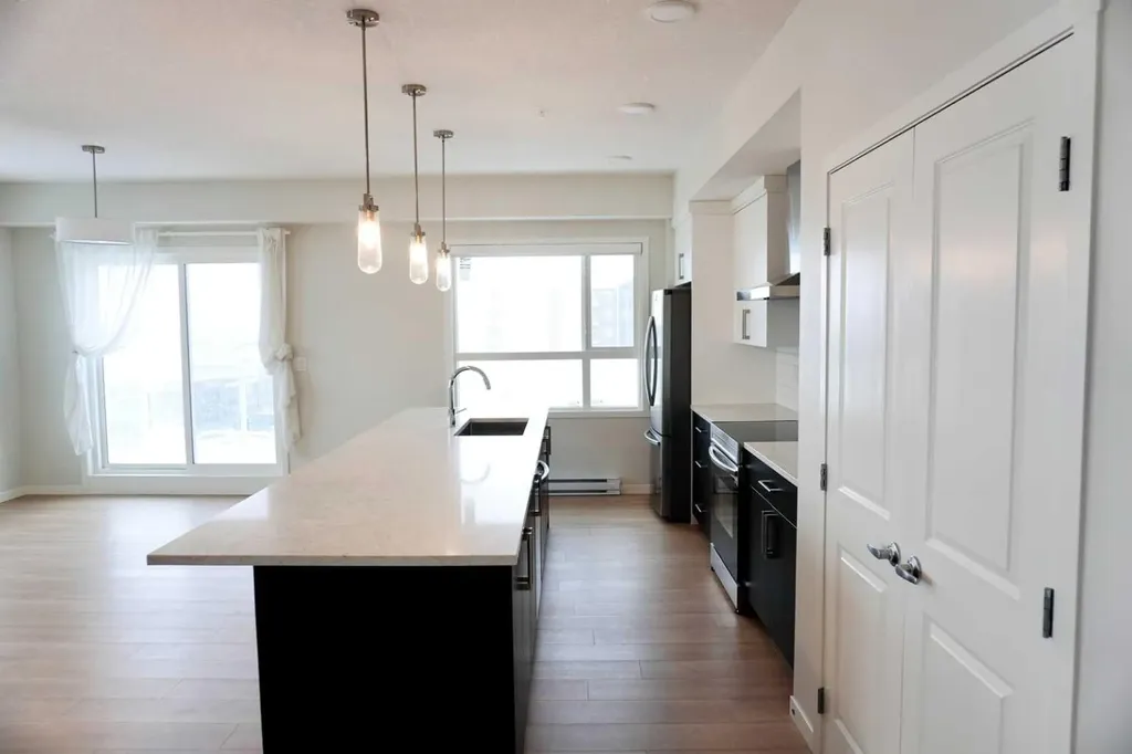 80 Carrington Plaza NW Calgary AB T3P 1X6