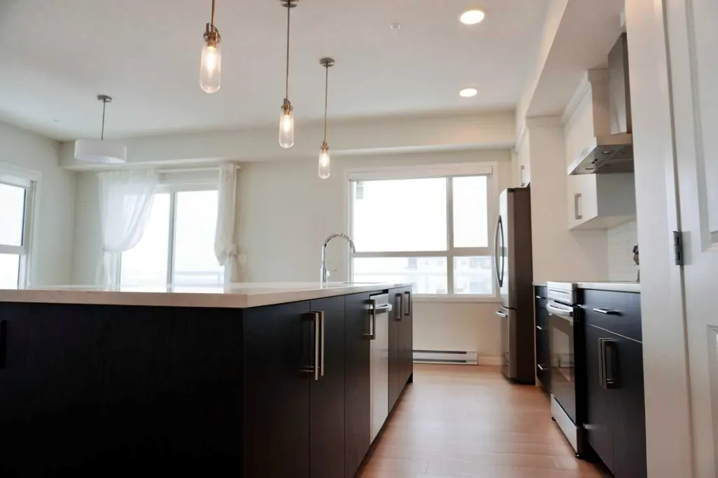 80 Carrington Plaza NW Calgary AB T3P 1X6
