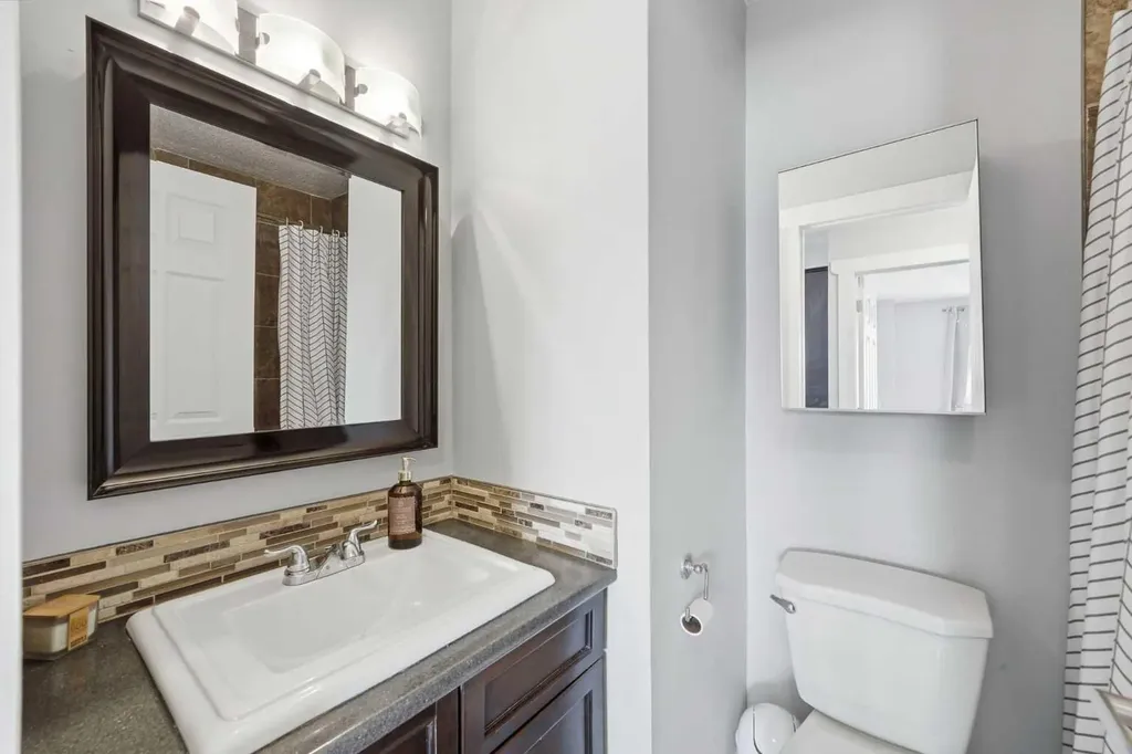 2117 16 Street SW Calgary AB T2T4E5