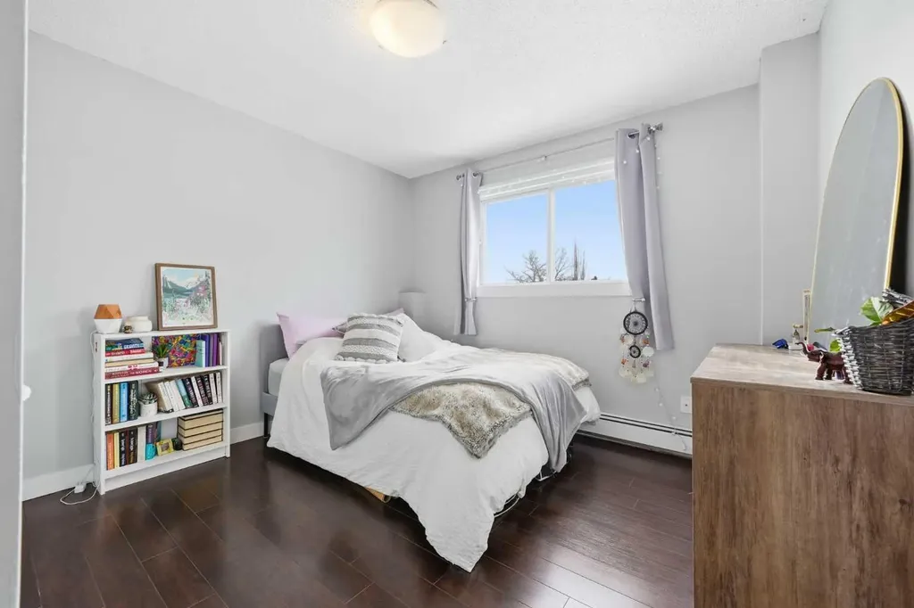 2117 16 Street SW Calgary AB T2T4E5