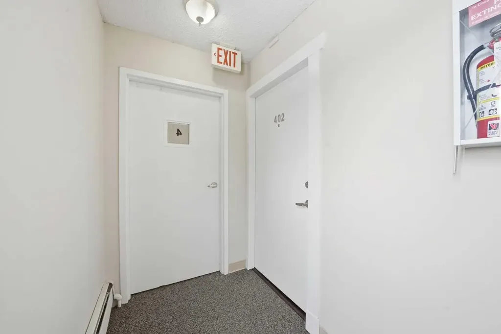 2117 16 Street SW Calgary AB T2T4E5