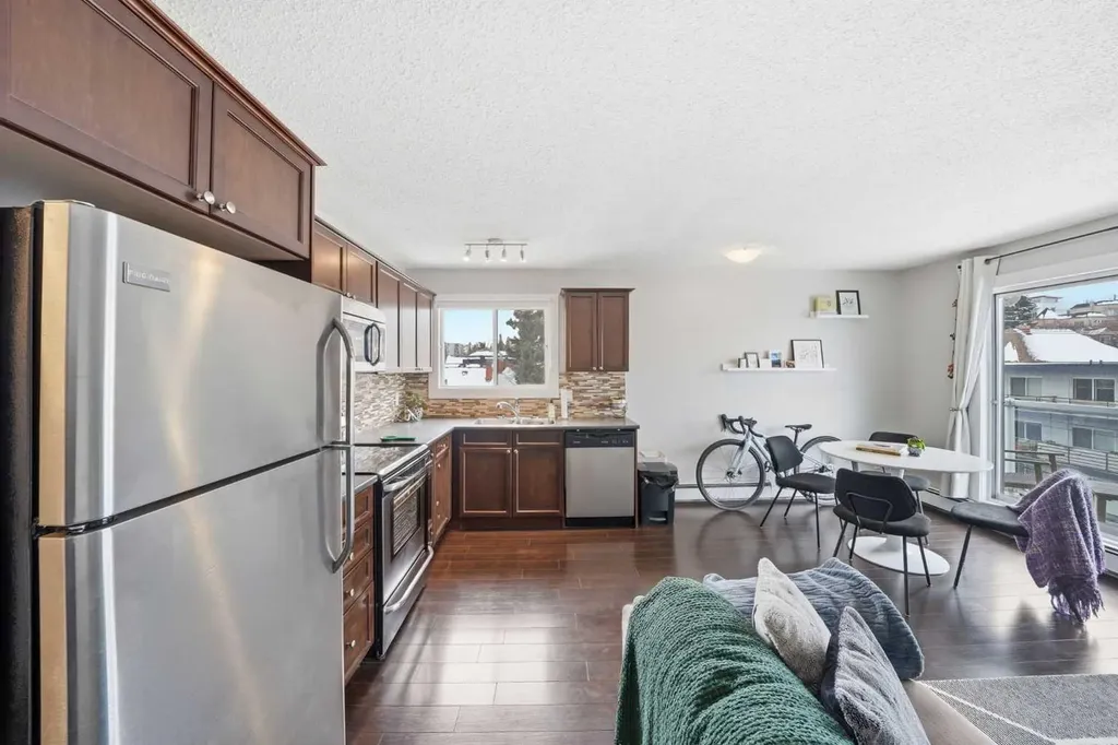 2117 16 Street SW Calgary AB T2T4E5