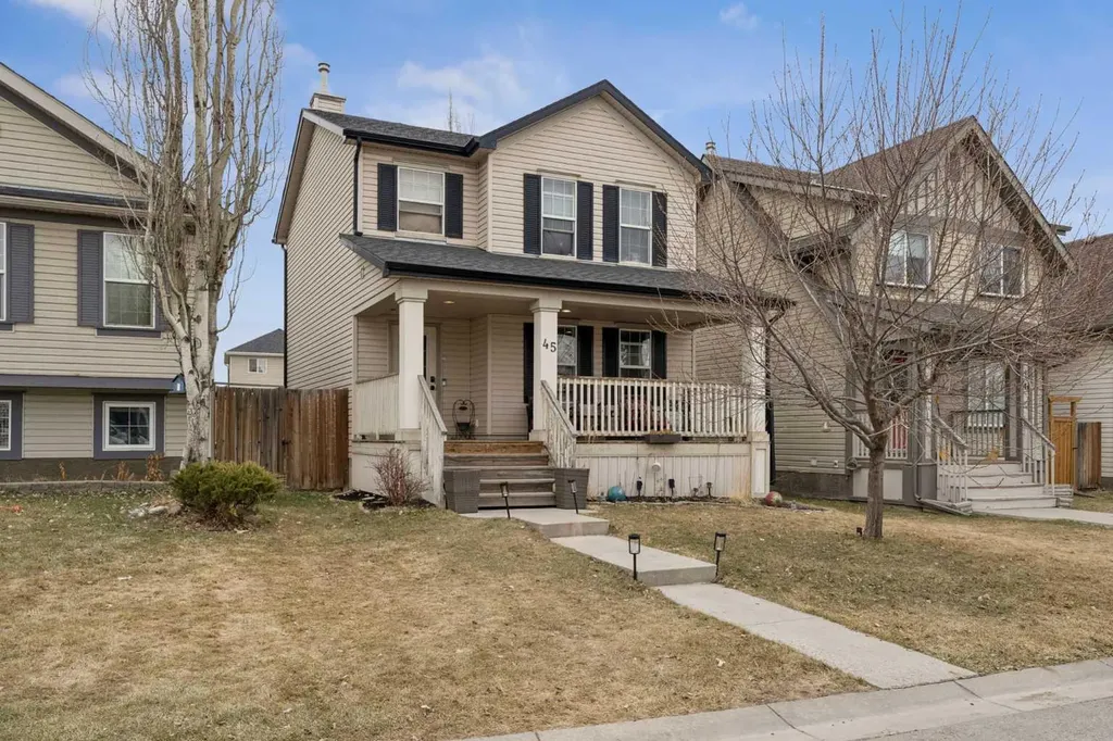 45 Copperfield Heath SE Calgary AB T2Z 4V2