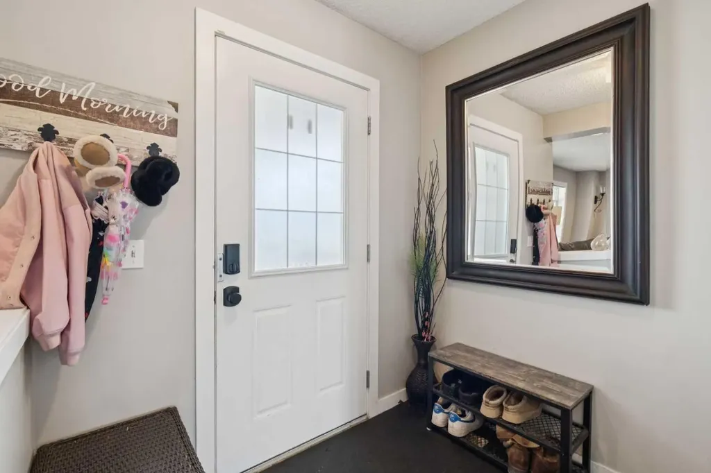 45 Copperfield Heath SE Calgary AB T2Z 4V2