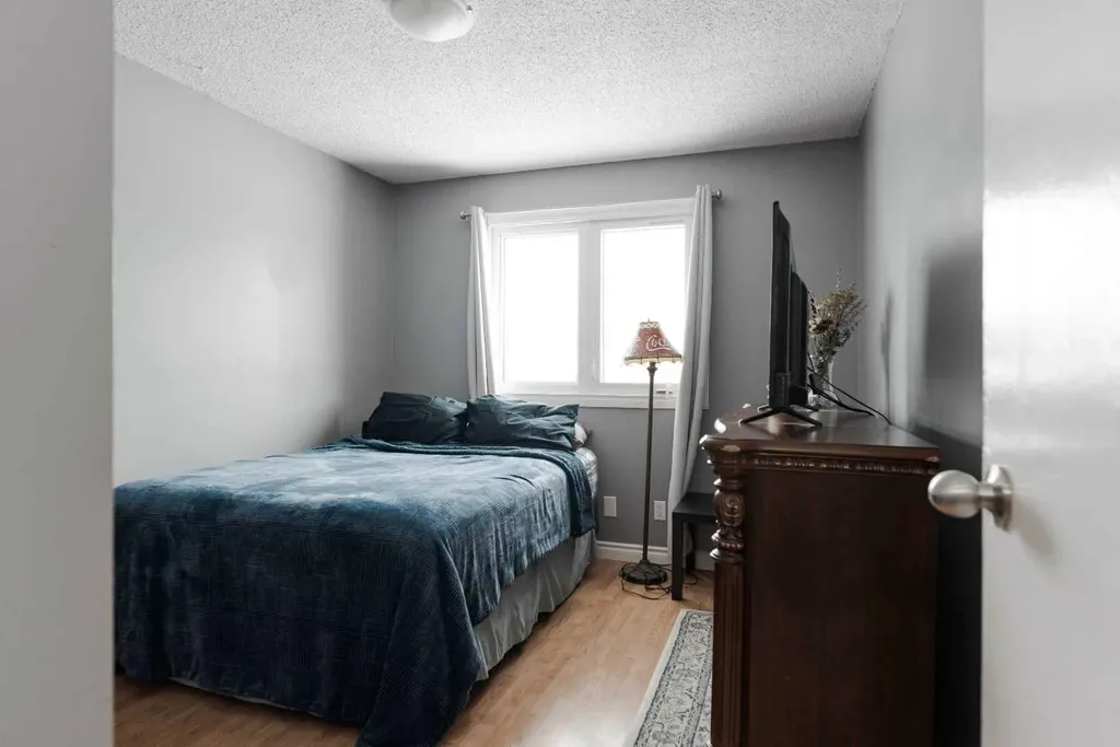 113 Deep Road Fort Mcmurray AB T9K 1B7