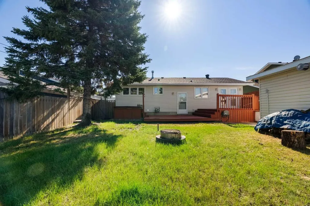 113 Deep Road Fort Mcmurray AB T9K 1B7