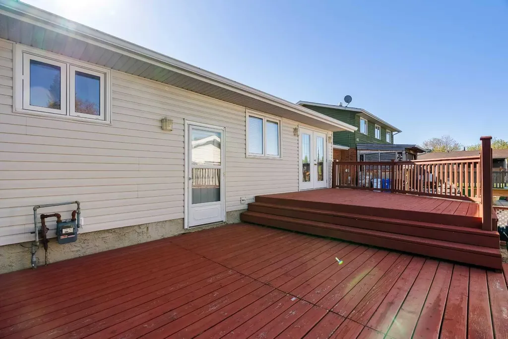 113 Deep Road Fort Mcmurray AB T9K 1B7