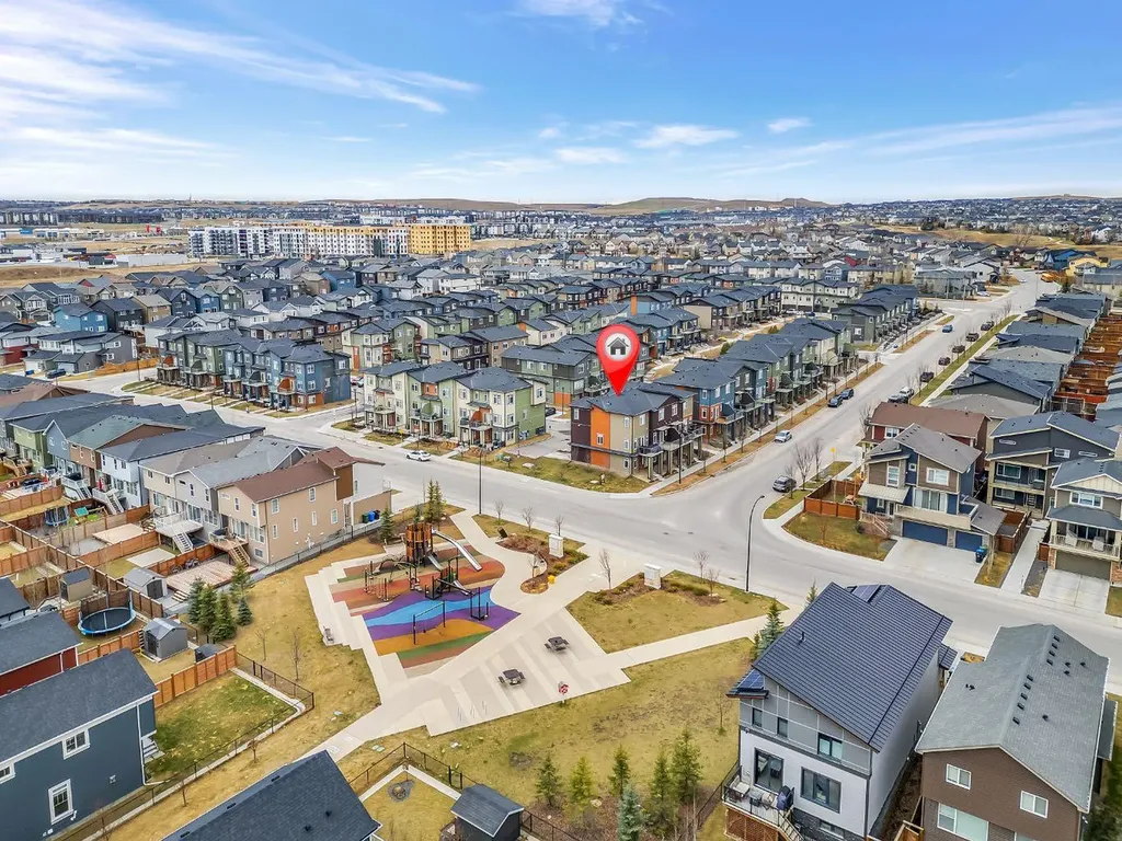 11 Sage Bluff Gate NW Calgary AB T3R 1T5
