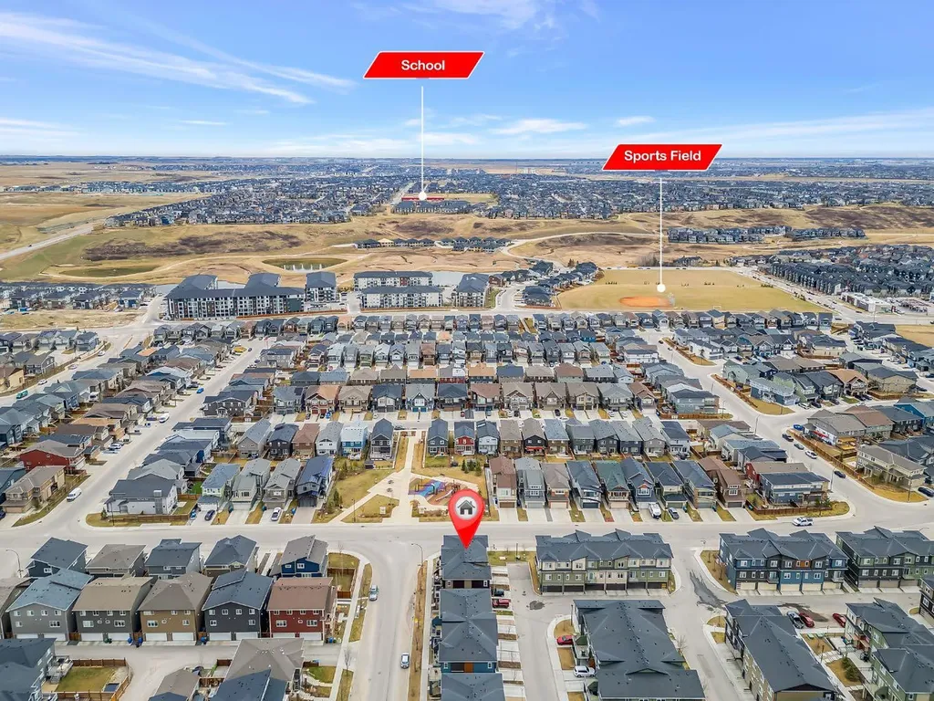 11 Sage Bluff Gate NW Calgary AB T3R 1T5